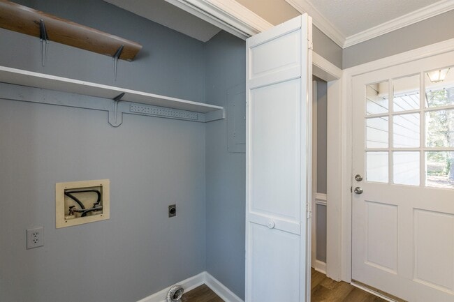 Building Photo - 508 Somerset Dr