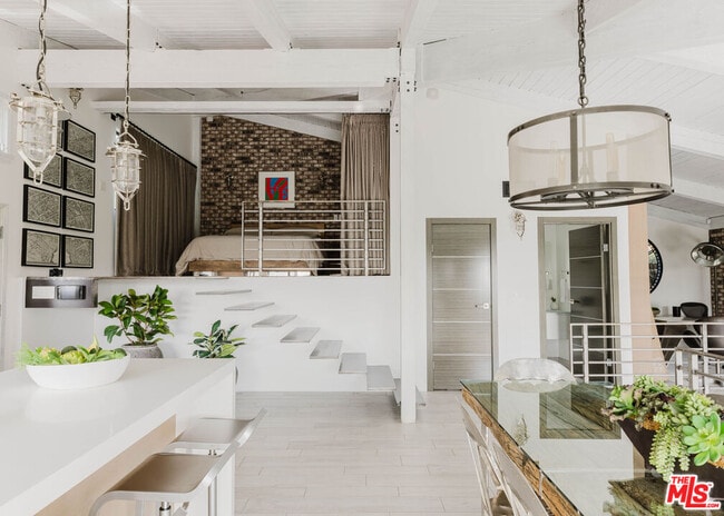 Building Photo - 1310 Londonderry Pl