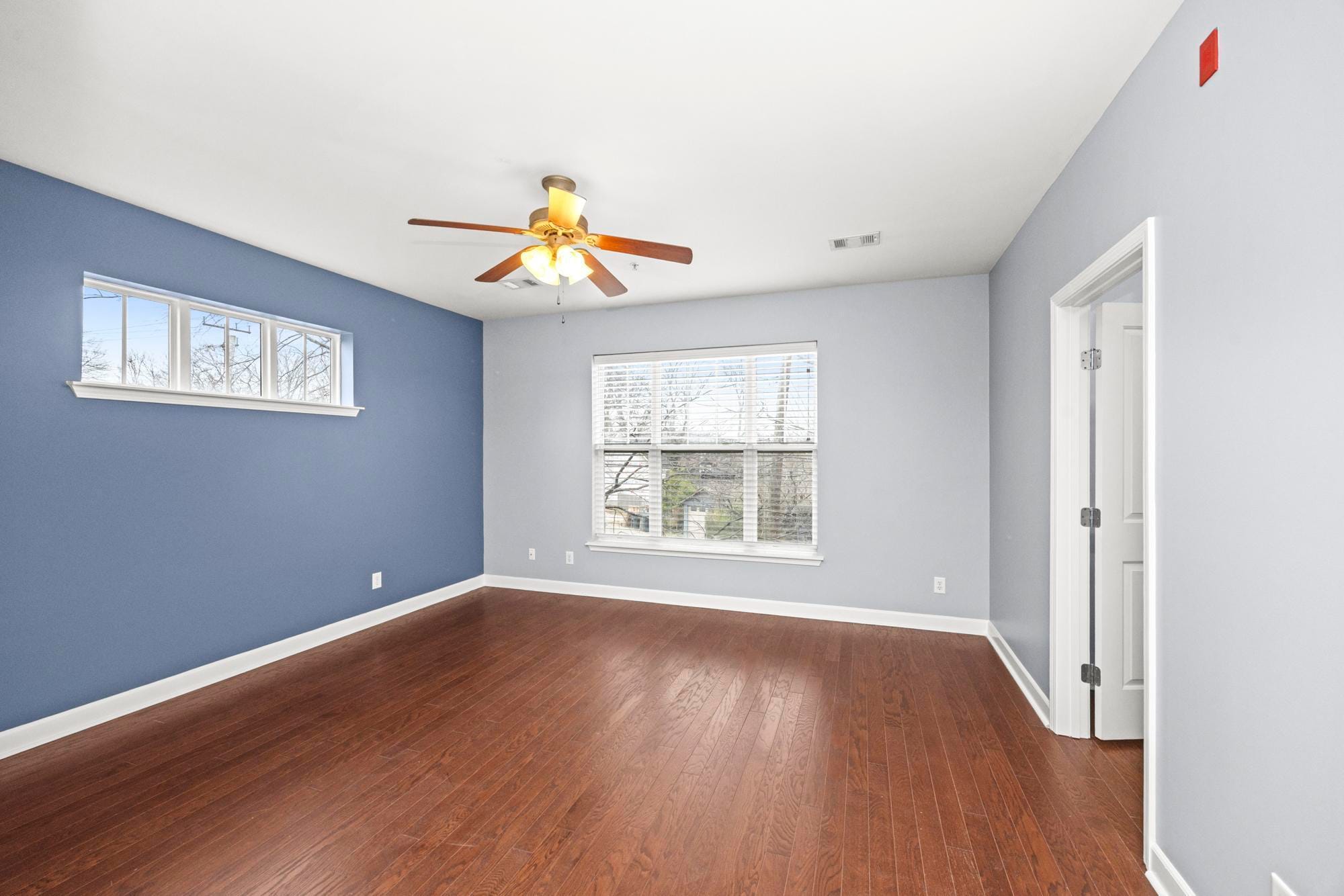 Building Photo - 2310 Elliott Ave