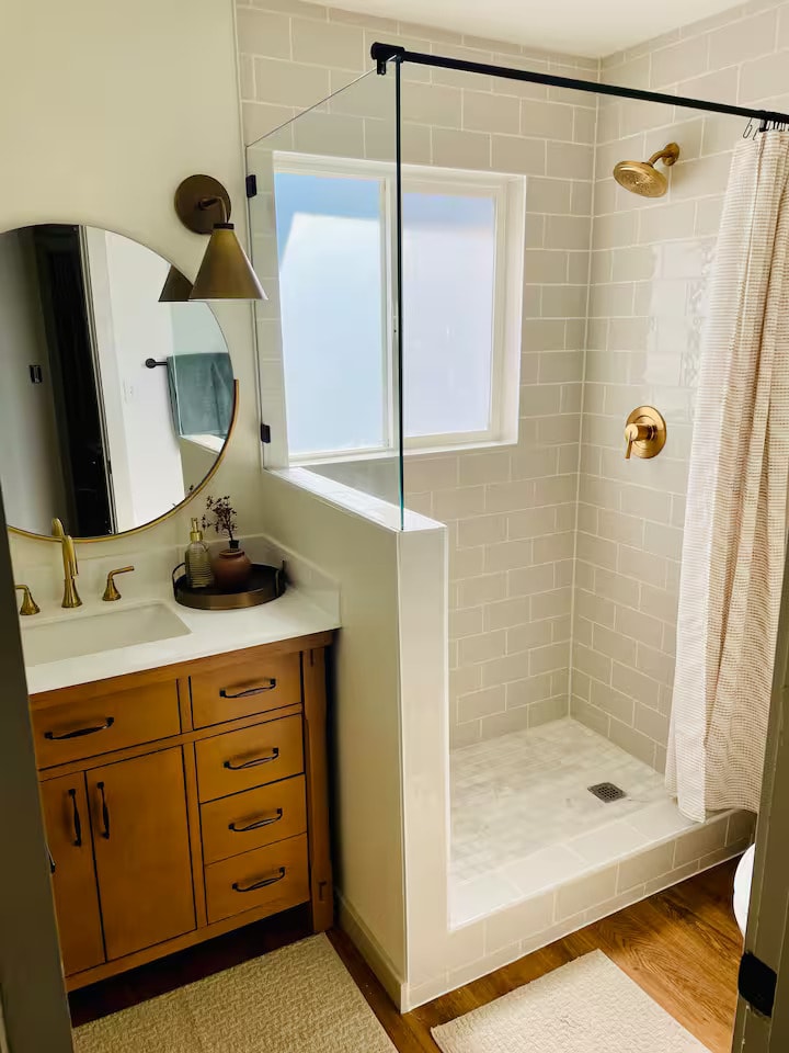 Building Photo - 2429 W Saint Vrain St