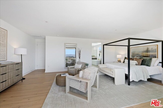 Building Photo - 22810 Seaqua Cir