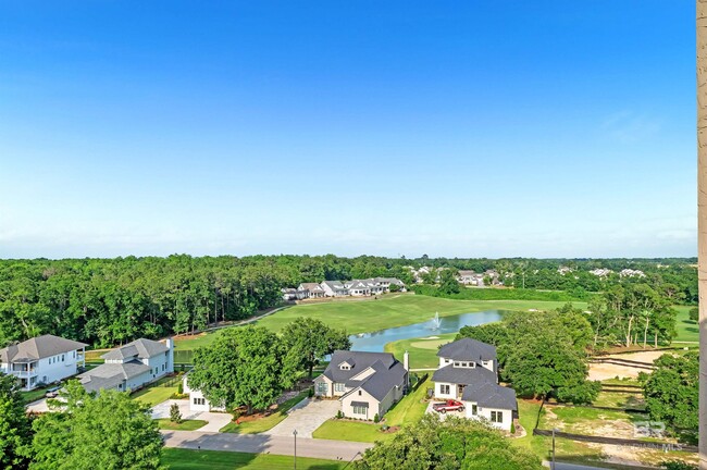 Building Photo - 18269 Colony Dr Dr