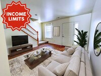 Building Photo - Bentwood Townhomes