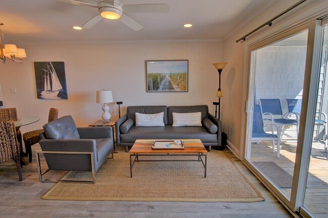 Building Photo - -OFF SEASON RENTAL--Queen's Grant Ocean Fr...