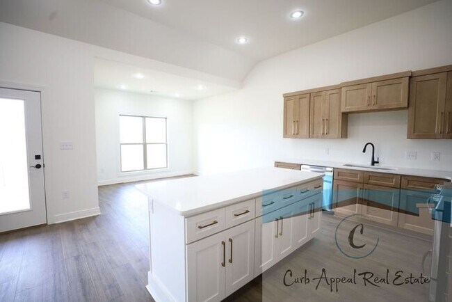 Building Photo - Luxury, new construction 3 bed, 2 bath home includes washer and dryer - Brookland!!