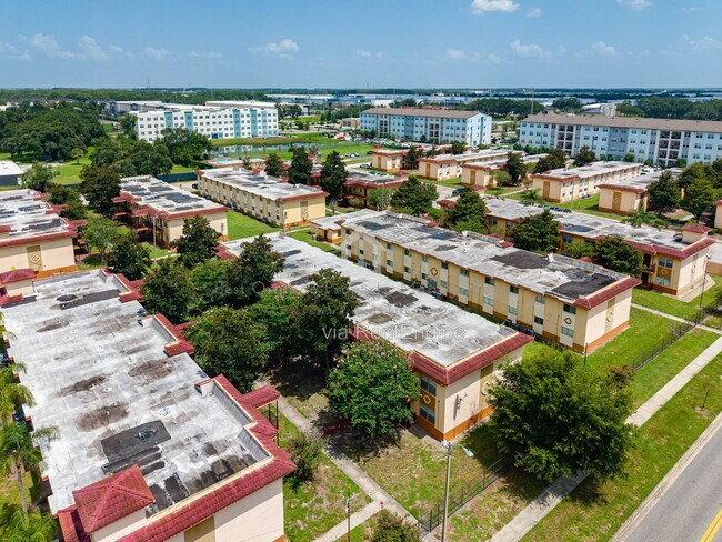 Building Photo - 748 Wyman Ct