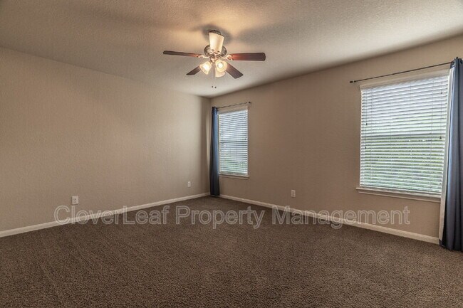 Building Photo - 5420 Nutmeg Tr