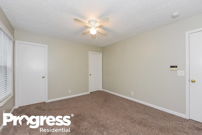 Building Photo - 4264 Chesney Glen Dr