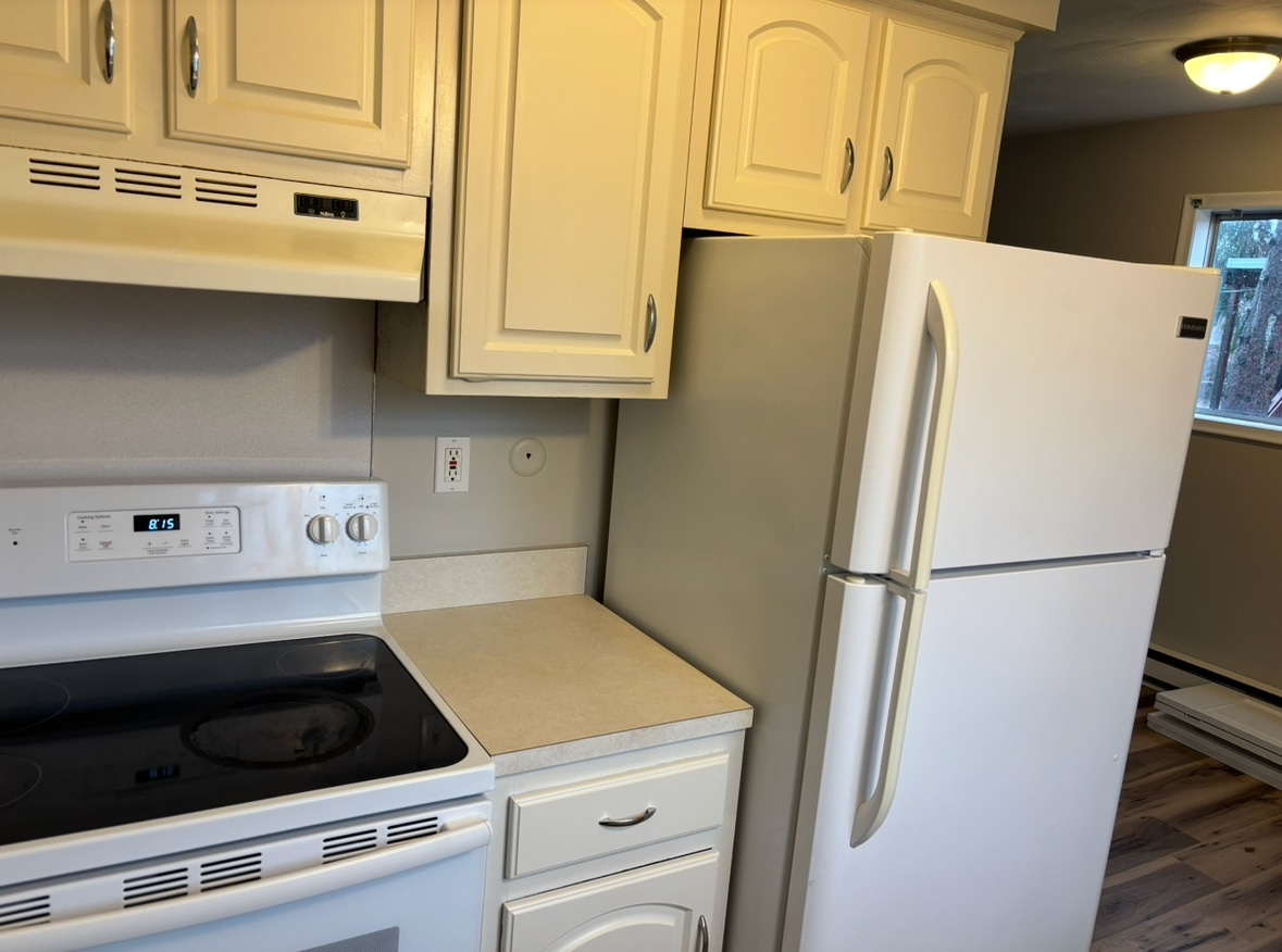 Kitchen - 6332 Norburn Way