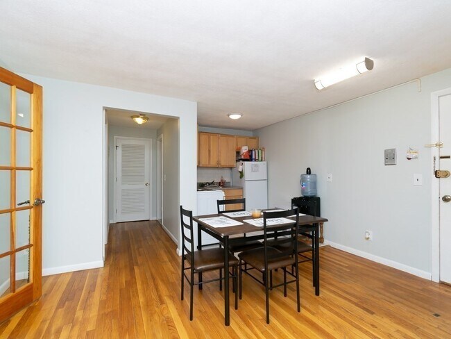 Primary Photo - 20 Radcliffe Rd