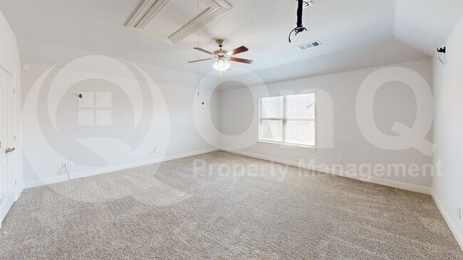 Building Photo - 11001 Brownwood Pl