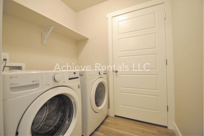 Building Photo - 2782 W 4140 S
