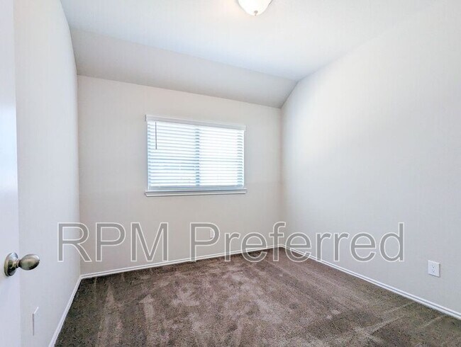 Building Photo - 20726 Bulbine Vly Dr