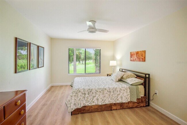 Building Photo - 5793 Avista Dr