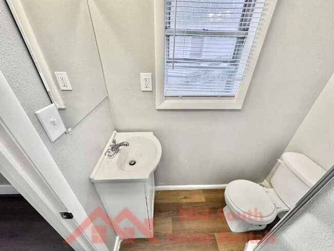 Building Photo - 3338 Coleman Ave