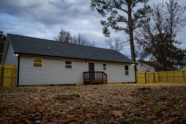 Building Photo - 1615 Castleberry Ave