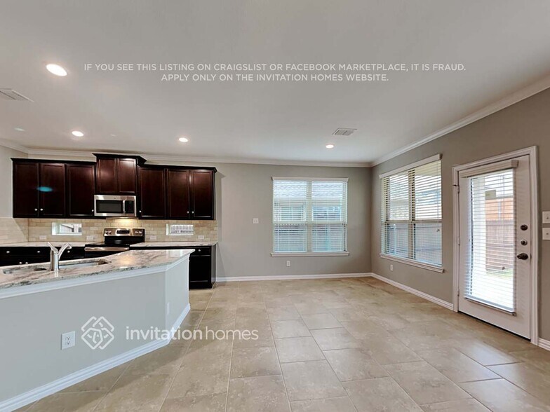 Building Photo - 4717 Ray Roberts Dr