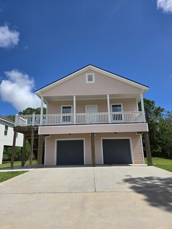 Building Photo - 3/2/2-Oakdale Floorplan