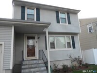 Building Photo - 131 Infield St
