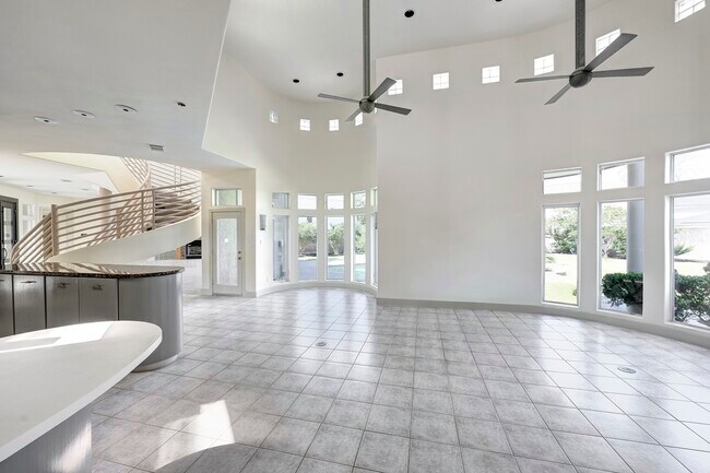 Building Photo - 5304 Braeburn Dr