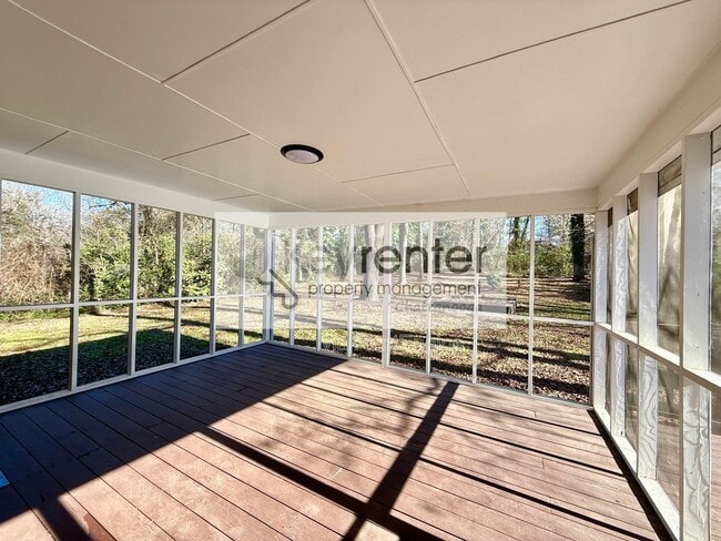 Building Photo - 33 Brumby Rd