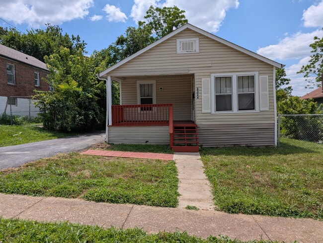 Primary Photo - 8334 Jackson St