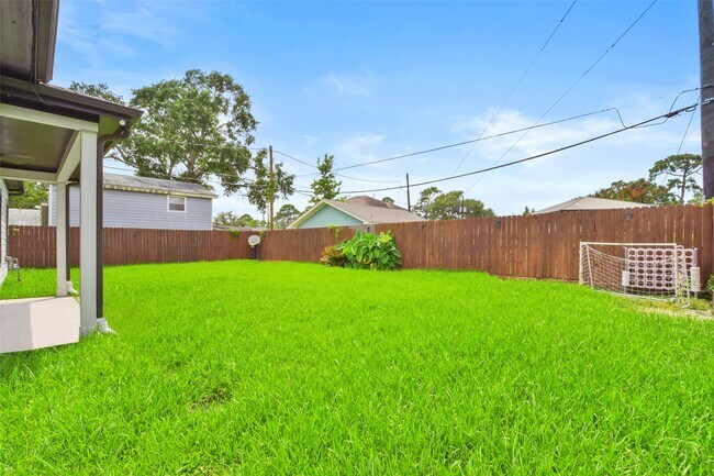 Building Photo - 1538 Thornton Rd