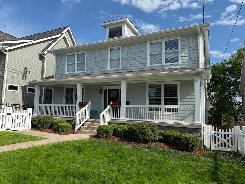 Building Photo - 1102 Caldwell Ave