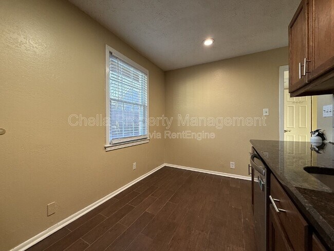 Building Photo - 924 Boscobel St