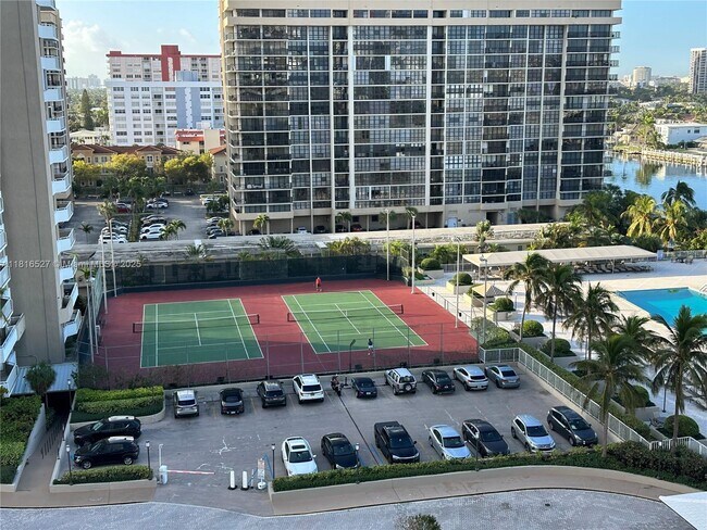 Building Photo - 1985 S Ocean Dr