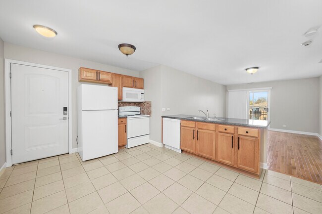 Primary Photo - 3423 Ridgeland-303