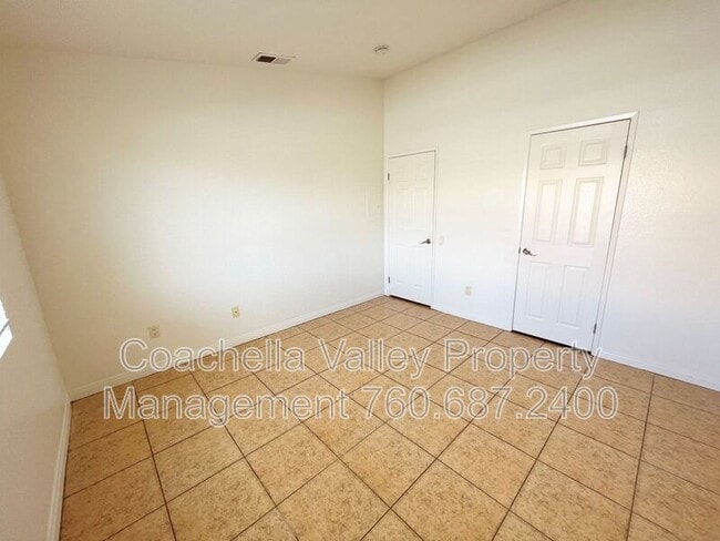 Building Photo - 78650 Ave 42