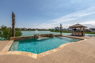 Building Photo - 8 Cypress Point Ct