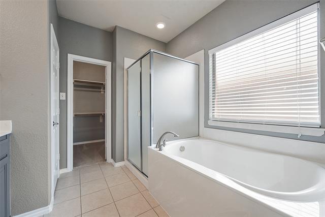 Building Photo - 10005 Butte Meadows Dr