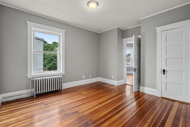 Building Photo - Apply now: https://screen.boompay.app/a/4PByfti3sHSj28kqeheP