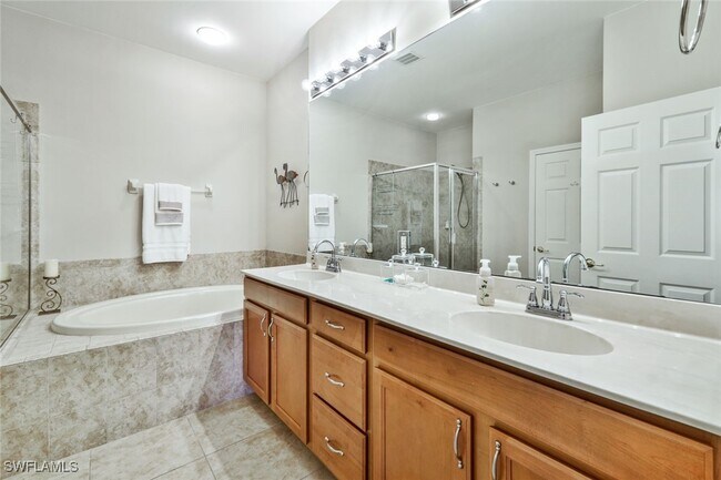 Building Photo - 9110 Spanish Moss Way