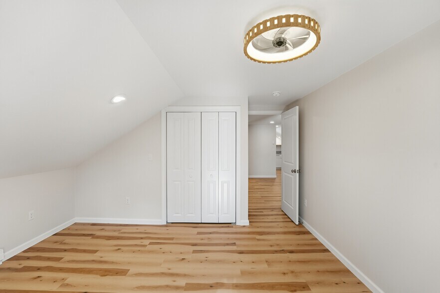 Building Photo - 22 Vernon St