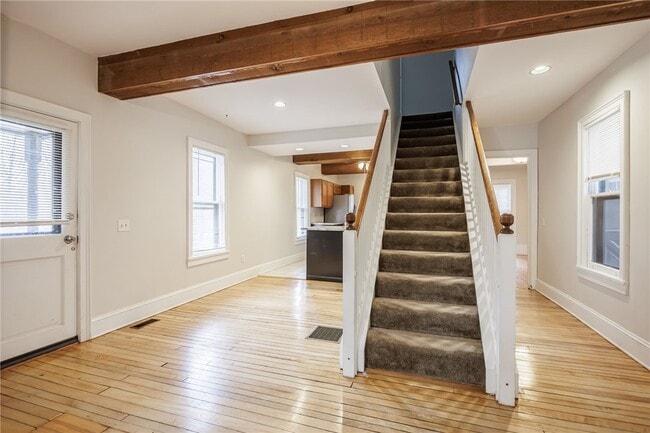 Building Photo - 1874 Blossom Rd