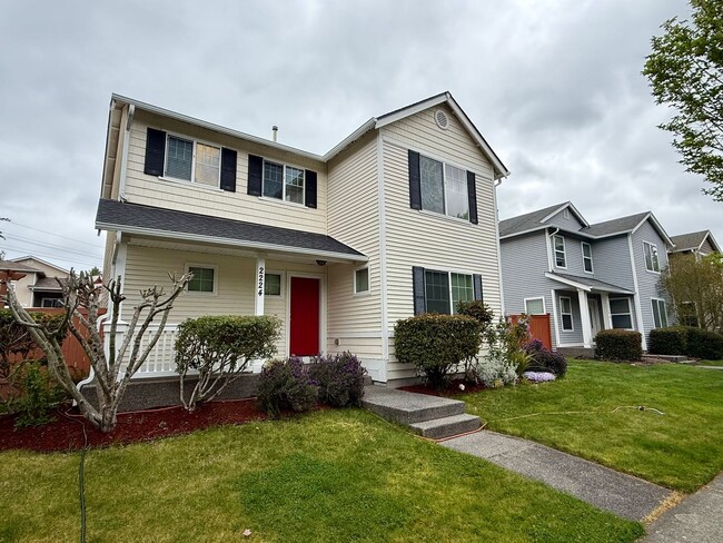 Building Photo - 3 Bed DuPont Home for Rent