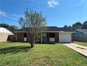 Building Photo - 105 Tangerine Dr