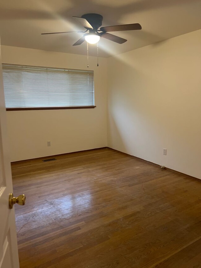 Building Photo - Spacious Home for Rent in South Seattle’s ...