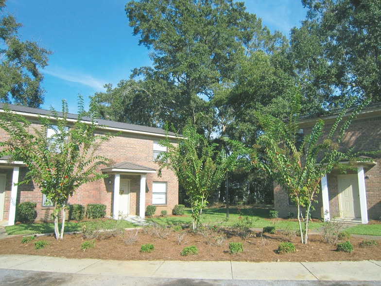 Greenbriar Townhomes 6680 Carol Plantation Rd Theodore AL 36582