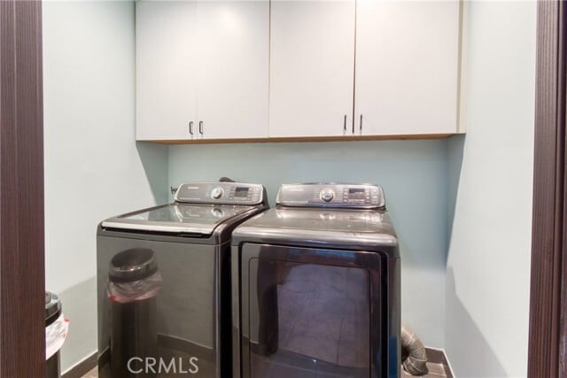 Building Photo - 7796 Skyhill Dr