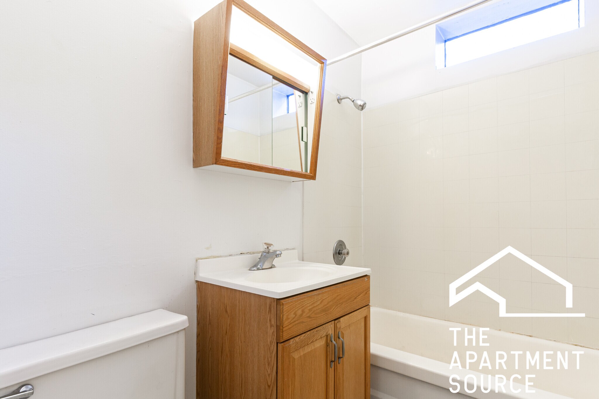 Building Photo - 3034 N Halsted St