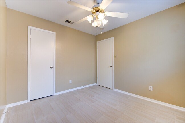 Building Photo - 3412 Avenue R