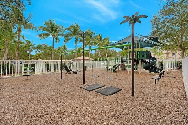 Building Photo - 4295 Vineyard Cir
