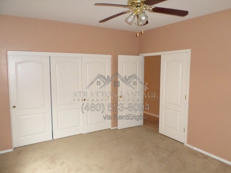 Building Photo - 2180 S Holguin Way