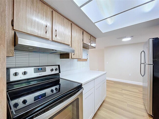 Building Photo - 4326 Westwood Dr