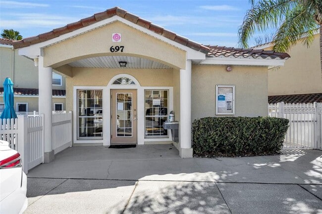 Building Photo - 676 Sandy Neck Ln