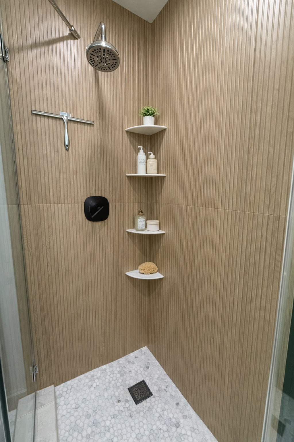 Building Photo - 6641 Glade Ave